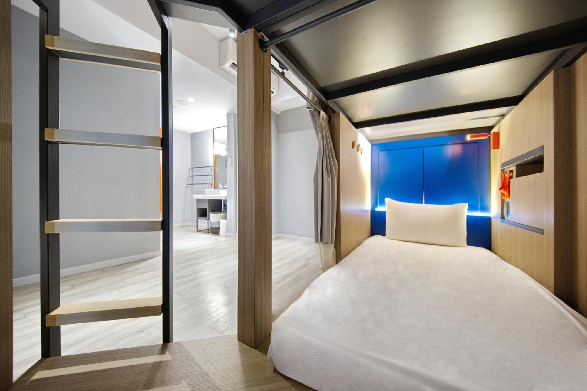 Olah Poshtel - Hualien Zhongfu Hotel Bagian luar foto
